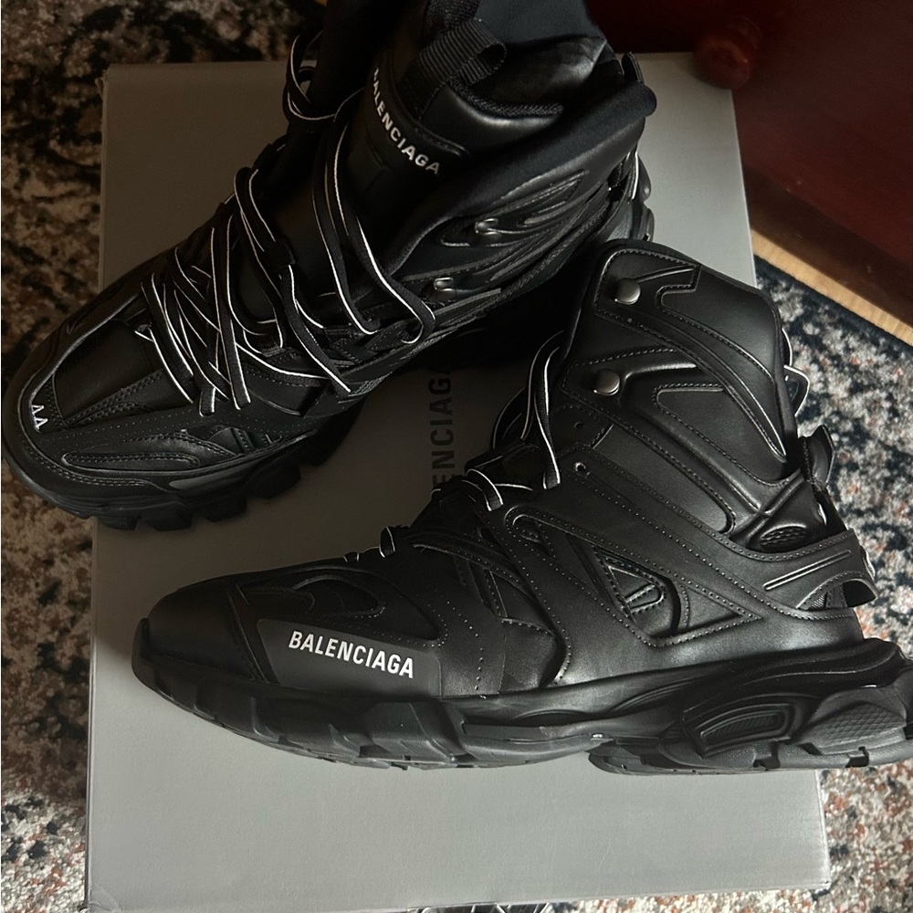 Balenciaga Men's Black Athletic Shoes